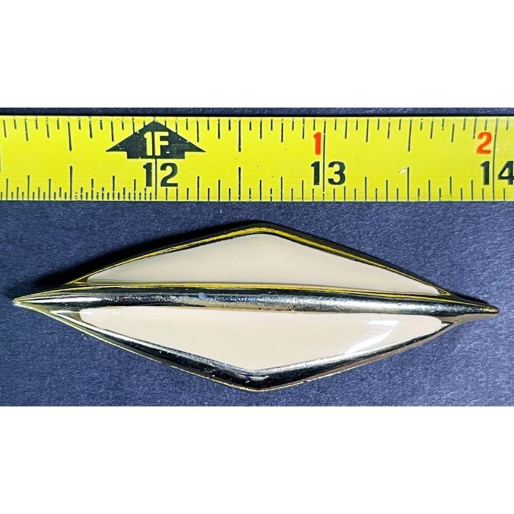 Vintage Cream Enamel Goldtone Diamond Brooch 3in
